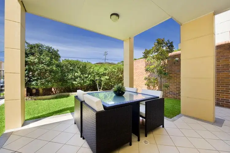 11 Windward Parade, Chiswick NSW 2046