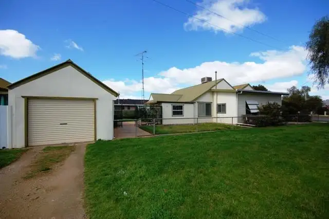 53 Green Street, Lockhart NSW 2656