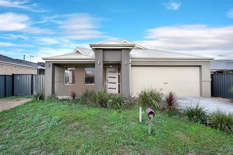 Main view of Homely house listing, 37 Kensington Circle, Derrimut VIC 3030