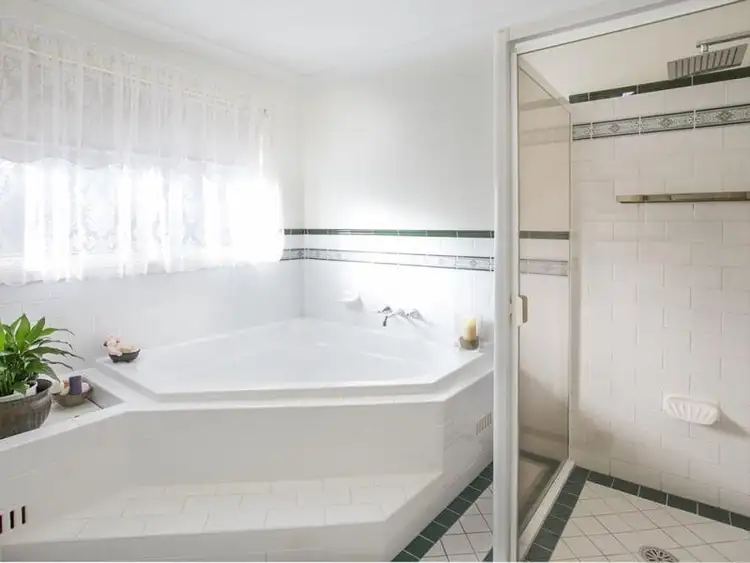Fourth view of Homely house listing, 5 Paterson Close, Whitebridge NSW 2290