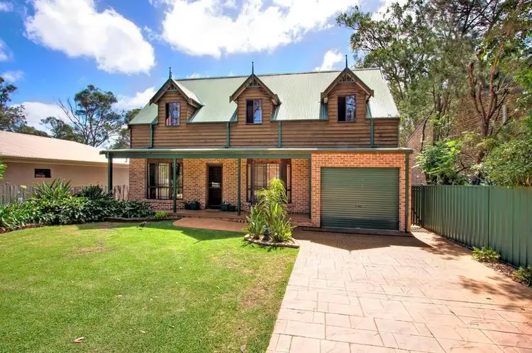9 Birrabang Avenue, Summerland Point NSW 2259