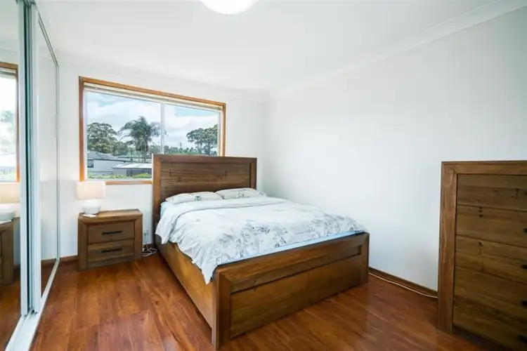 Fifth view of Homely house listing, 4 Vivienne Street, Woodpark NSW 2164