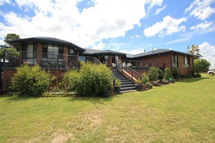 45 Riley Street, Tenterfield NSW 2372