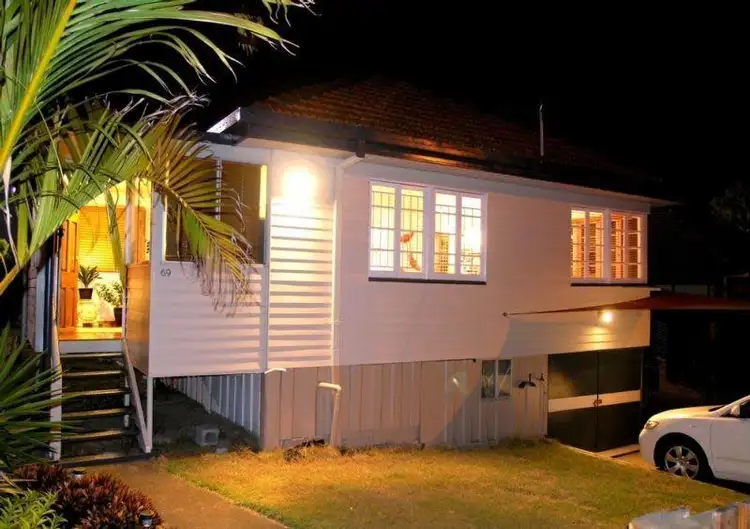 69 Broadwater Road, Mount Gravatt East QLD 4122