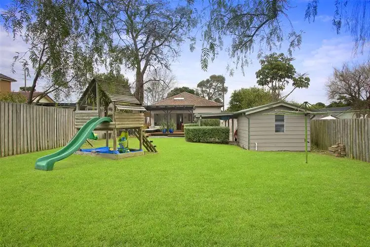 66 Parr Parade, Narraweena NSW 2099
