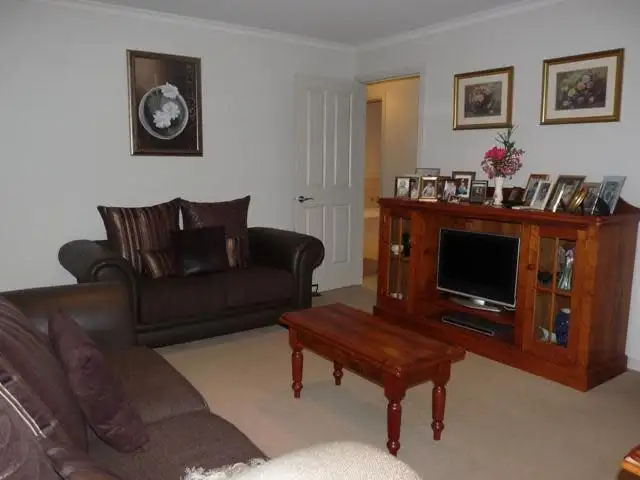 Fifth view of Homely house listing, 2/5 Lucy Court, Warrnambool VIC 3280