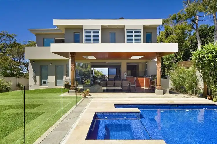 54 Edgecliffe Boulevarde, Collaroy NSW 2097