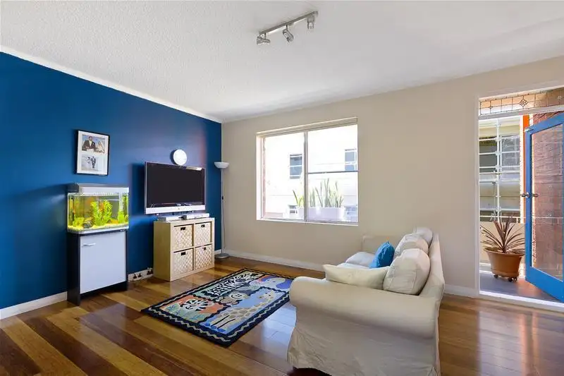 Main view of Homely unit listing, 4/10 Richmond Avenue, Dee Why NSW 2099