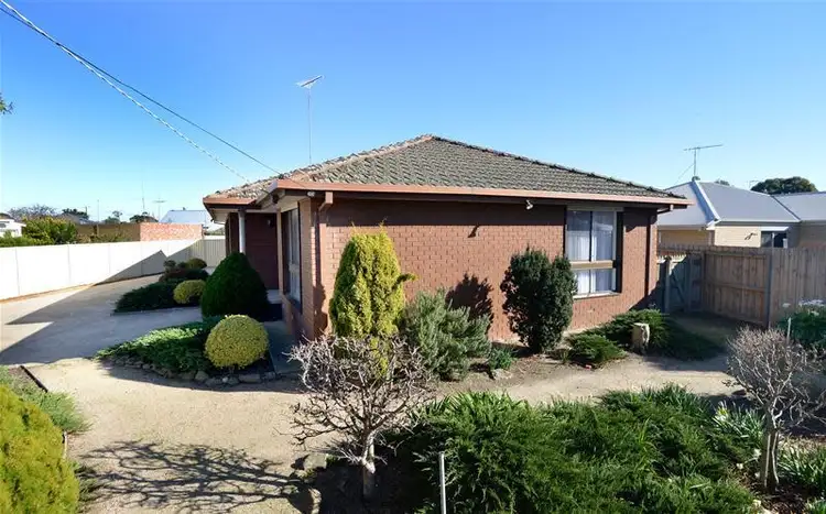 2B Alma Court, Newcomb VIC 3219