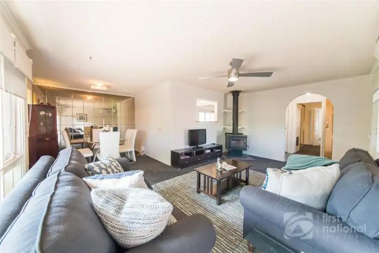 Fourth view of Homely house listing, 14 Woodlands Court, Craigieburn VIC 3064