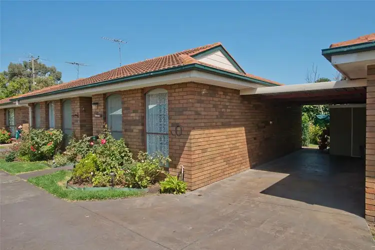 Second view of Homely unit listing, 2/16 Simpson Street, Bacchus Marsh VIC 3340