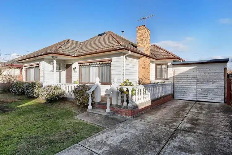 31 Buckley Avenue, Sunshine North VIC 3020