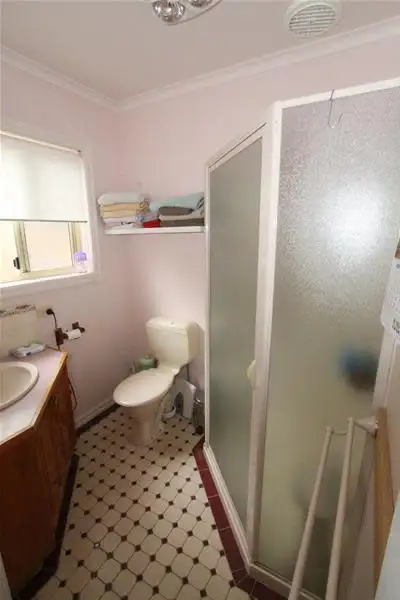 Seventh view of Homely house listing, 2 Baeckea Close, Warrnambool VIC 3280