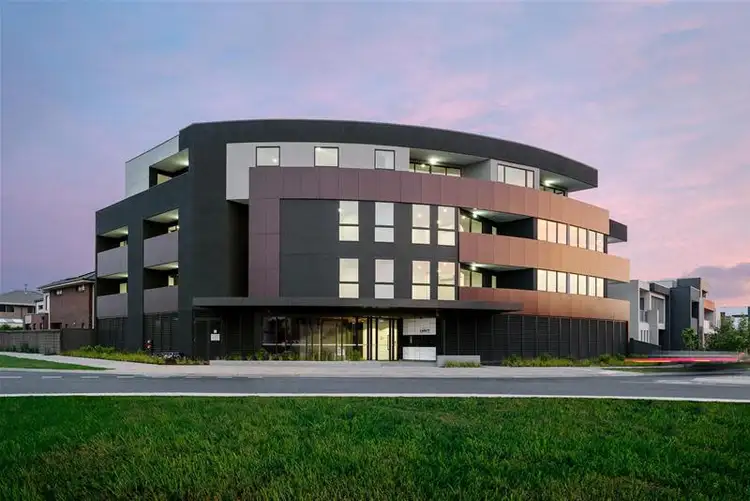 107 /184 The Esplanade, Caroline Springs VIC 3023