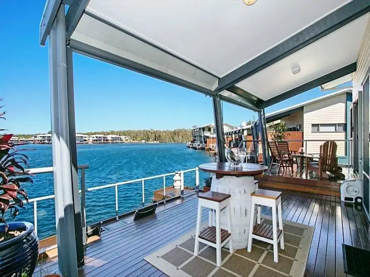 22/1 Manacor Place, Coombabah QLD 4216