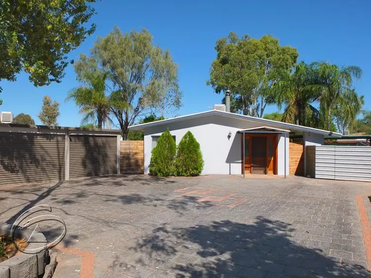 52 Spearwood Road, Sadadeen NT 870