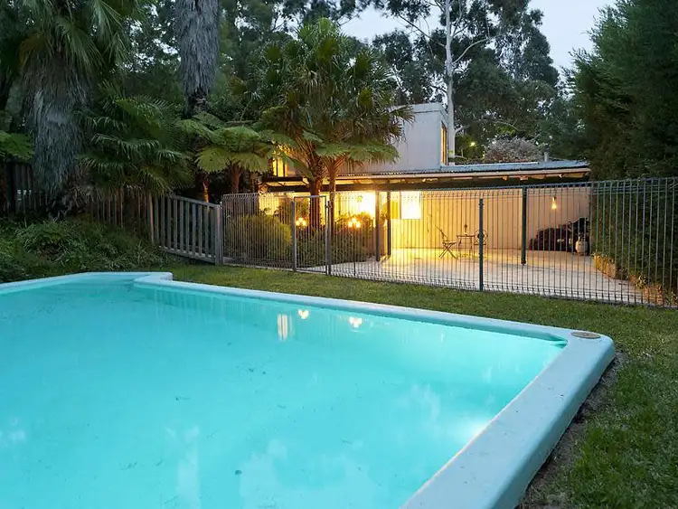 27 Trevor Court, Roleystone WA 6111