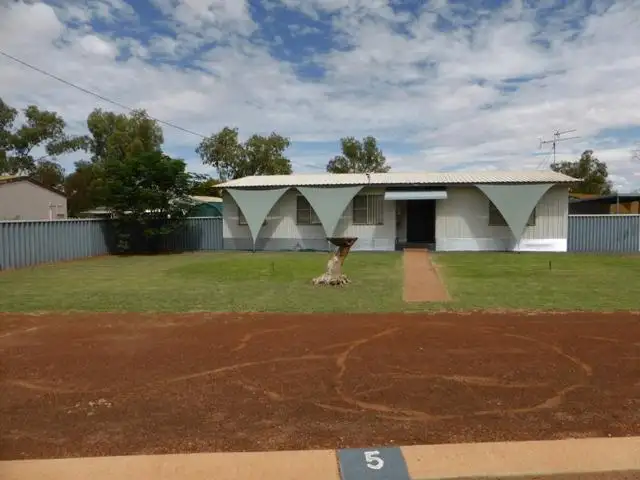 Second view of Homely house listing, 5 Dowden Place, Mount Magnet WA 6638