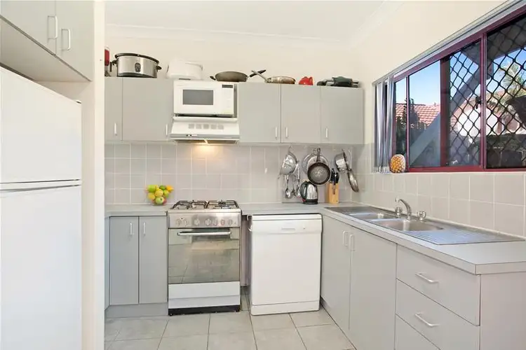 Second view of Homely unit listing, 17/21 Bar Beach Avenue, The Junction NSW 2291