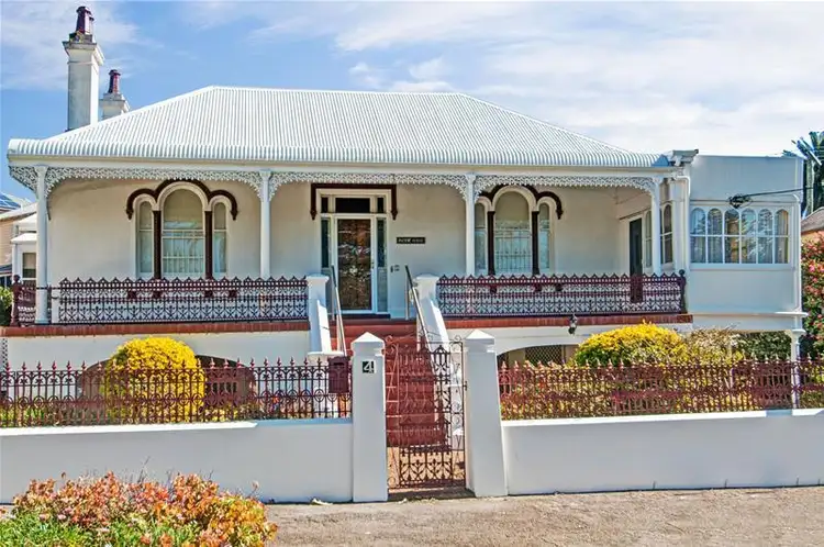 4 The Terrace, The Hill NSW 2300