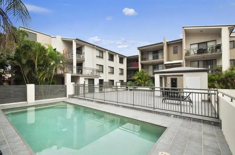 Main view of Homely apartment listing, 4/48 Lenneberg Street, Southport QLD 4215