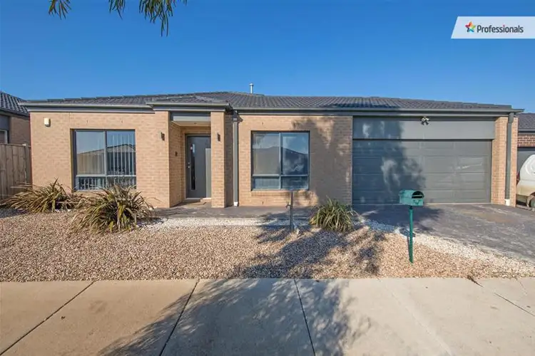 6 Birch Lane, Melton West VIC 3337