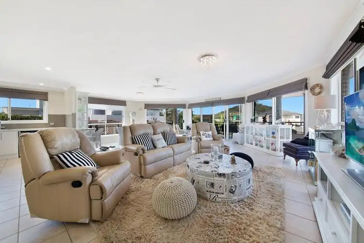 Fourth view of Homely apartment listing, 1/213 Ocean View Road, Ettalong Beach NSW 2257