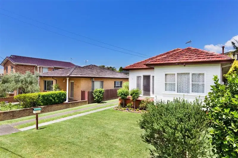 Main view of Homely house listing, 11 Oceana Street East, Dee Why NSW 2099