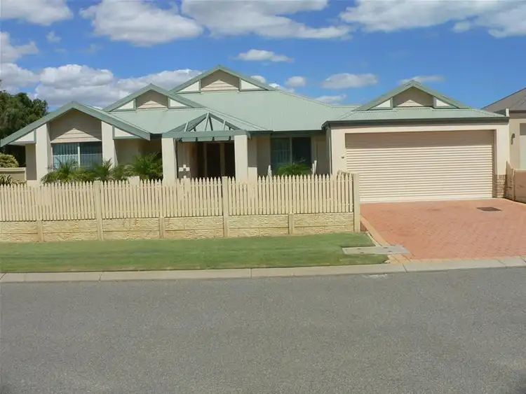 16 Horta Lane, Secret Harbour WA 6173