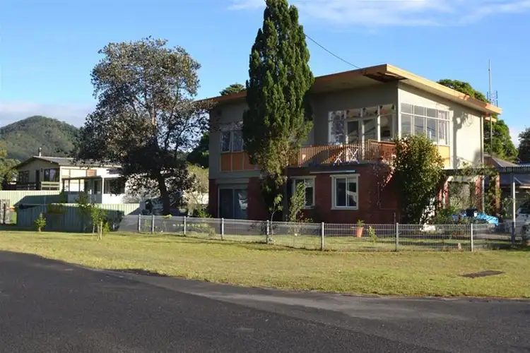 35 Renown Avenue, Shoalhaven Heads NSW 2535