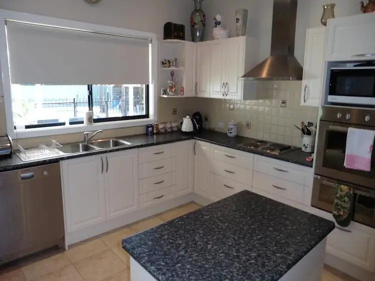 Fifth view of Homely house listing, 6 Esperance Street, Northam WA 6401