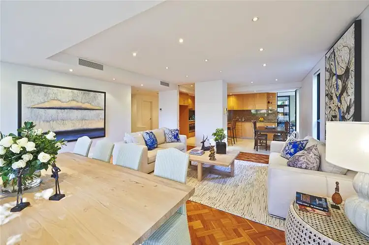 Third view of Homely apartment listing, 2/31 Manning Road, Double Bay NSW 2028