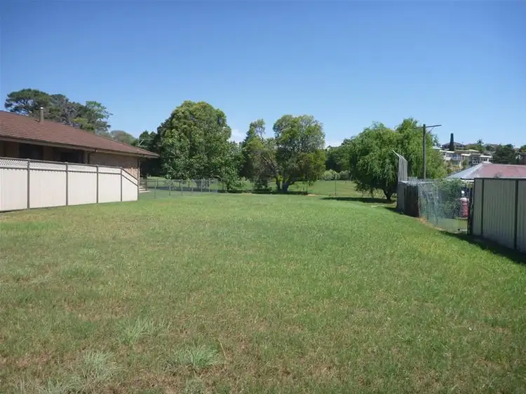 2 Golf Links Drive, Batemans Bay NSW 2536