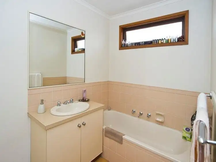 Sixth view of Homely unit listing, 1/7 Pearwood Street, Ringwood VIC 3134