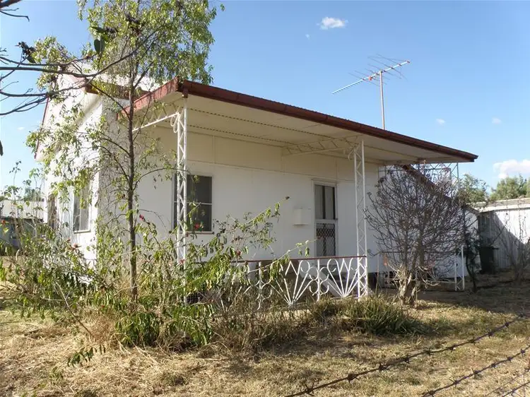 46 Bowen Street, Banana QLD 4702