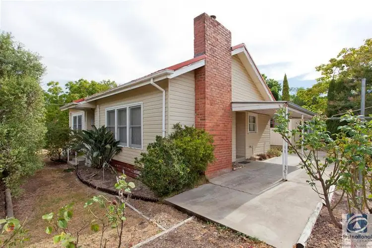12 Bridge Road, Beechworth VIC 3747