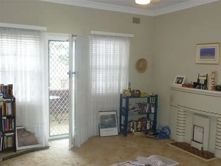 Third view of Homely apartment listing, 16/76 Parkway Avenue, Cooks Hill NSW 2300