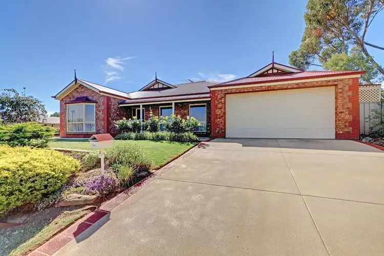 8 Blue Court, Strathalbyn SA 5255