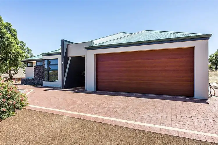 3 Glencoe Place, Bedfordale WA 6112