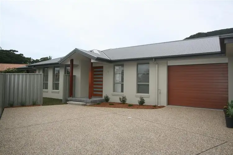 2/6 Investigator Way, Laurieton NSW 2443