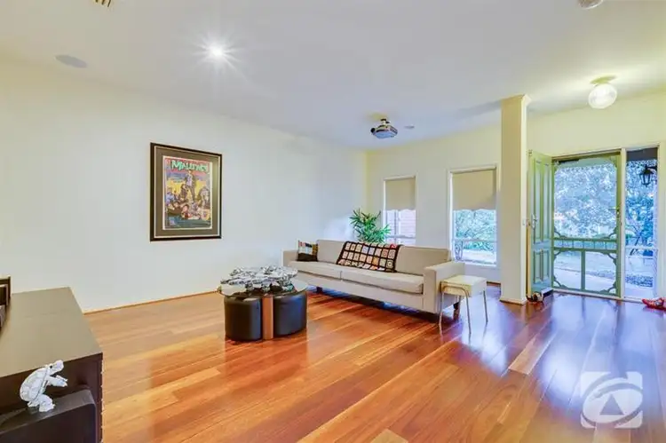 Second view of Homely house listing, 6 Lancelot Court, Hillside VIC 3037