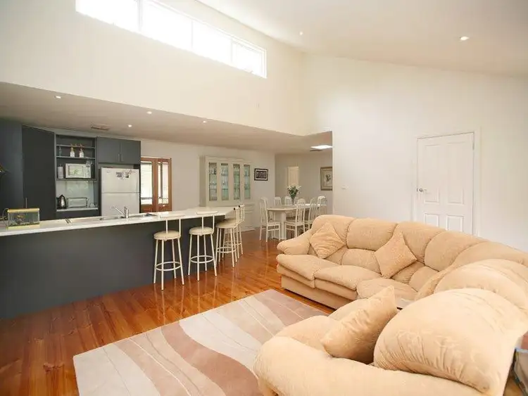 Second view of Homely house listing, 2 Tulip Court, Warranwood VIC 3134