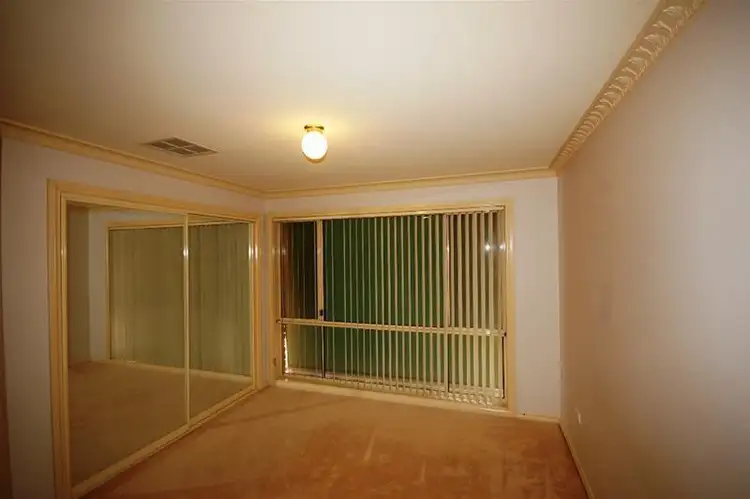 Fifth view of Homely house listing, 20 Kimba Dve, Glenfield Park NSW 2650