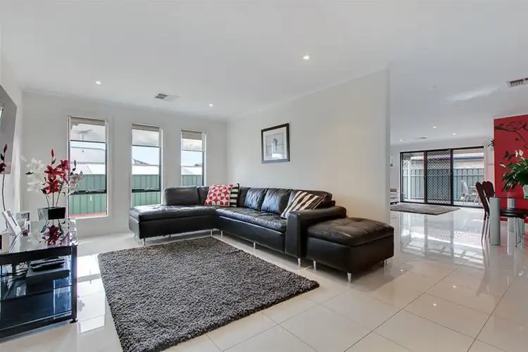 Fifth view of Homely house listing, 2 Toby Court, Hallett Cove SA 5158
