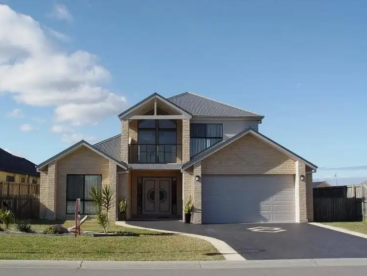 17 Windward Circuit, Tea Gardens NSW 2324