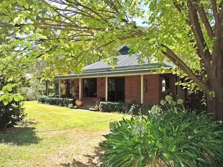 5301 Great Alpine Road, Ovens VIC 3738