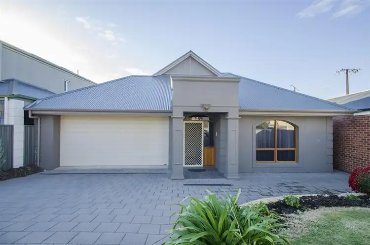 Second view of Homely house listing, 4 Maitland Street, Dover Gardens SA 5048