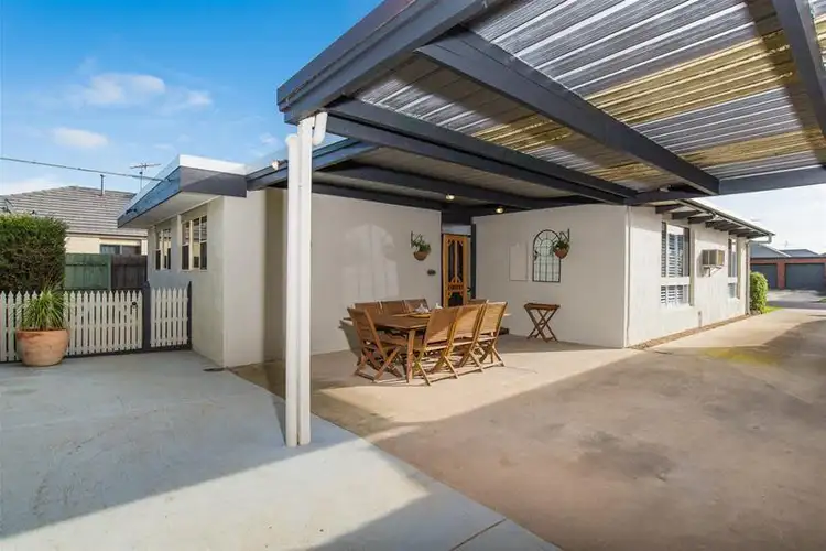 1B Sherwood Grove, Lara VIC 3212
