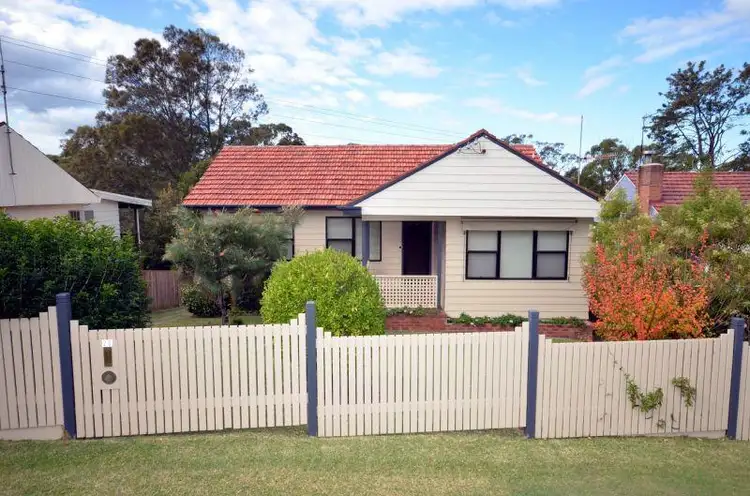 Main view of Homely house listing, 28 Valaud Crescent, Highfields NSW 2289