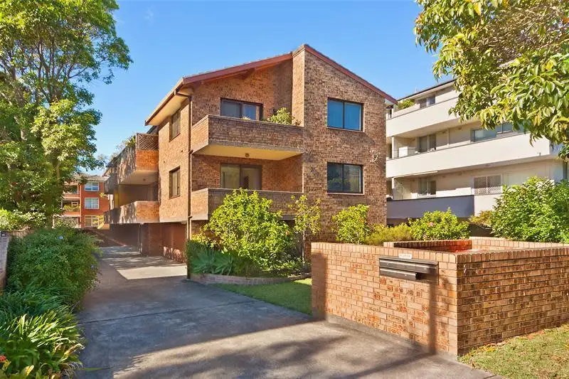 Main view of Homely unit listing, 1/2 Wheeler Parade, Dee Why NSW 2099